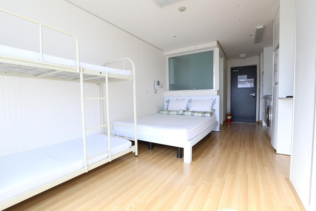 Phil House Pansiyon Guri Oda fotoğraf
