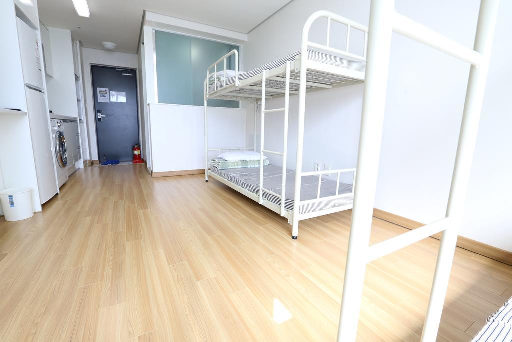 Phil House Pansiyon Guri Oda fotoğraf