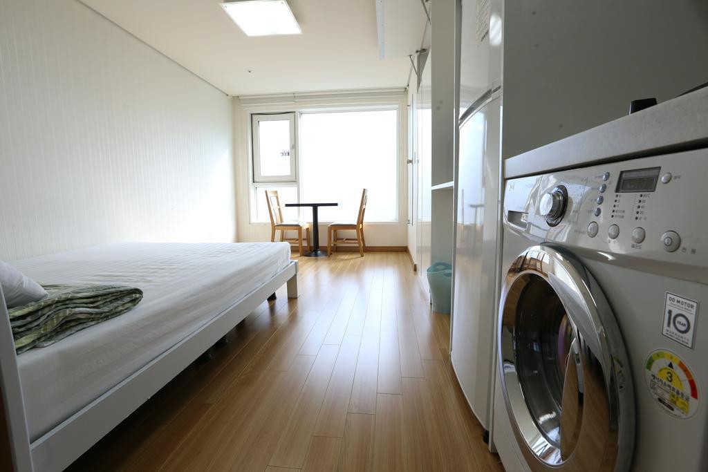 Phil House Pansiyon Guri Oda fotoğraf