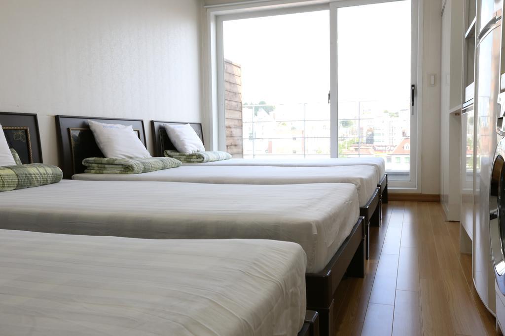 Phil House Pansiyon Guri Oda fotoğraf