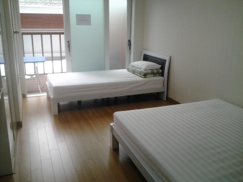 Phil House Pansiyon Guri Oda fotoğraf